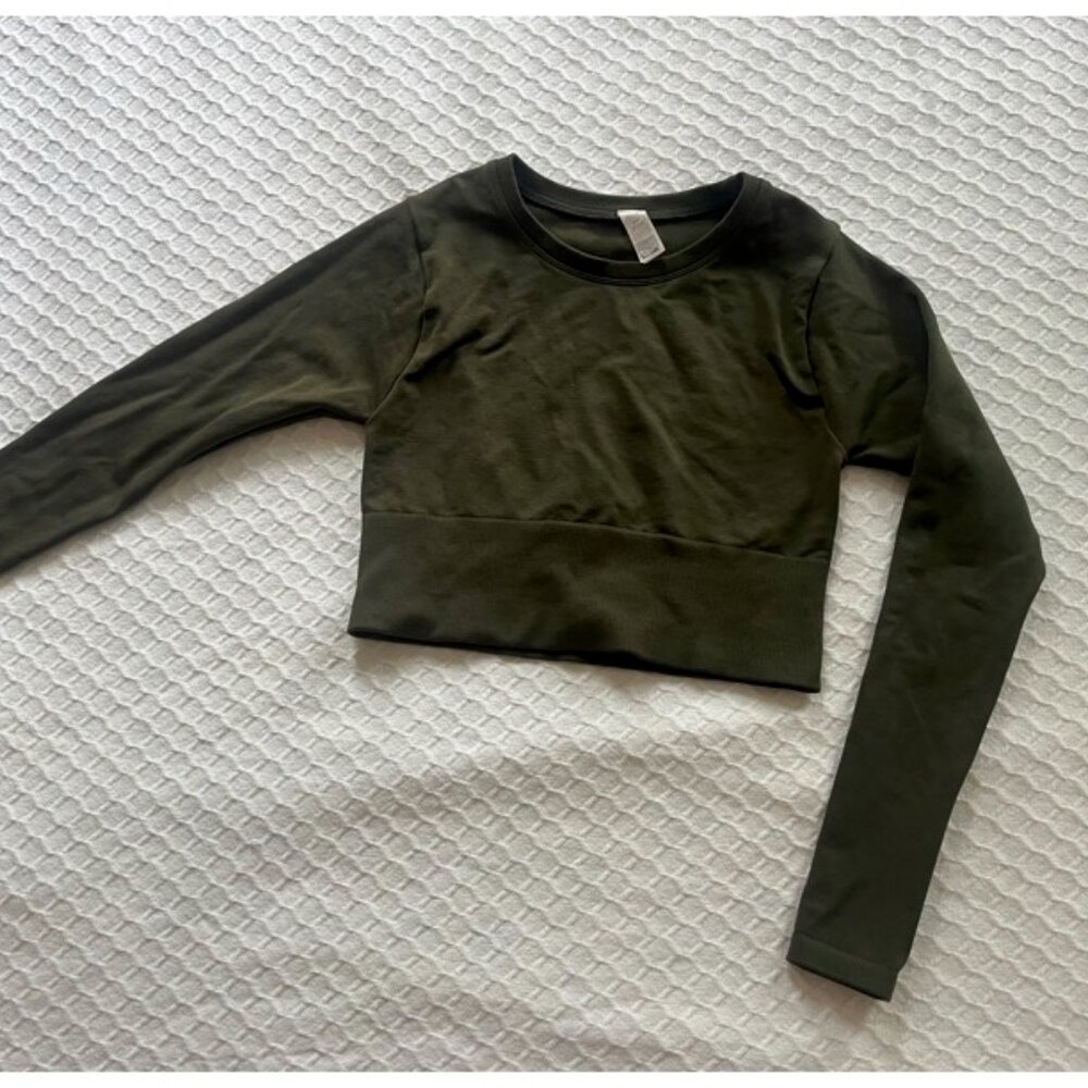 Offline by Aerie long-sleeved workout top